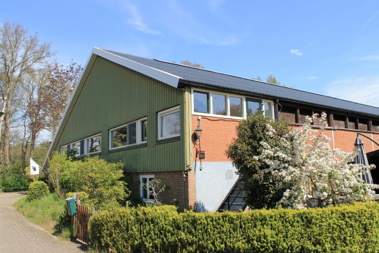 Vakantieappartement Stal Rhosyr - Bed and Breakfast Laren