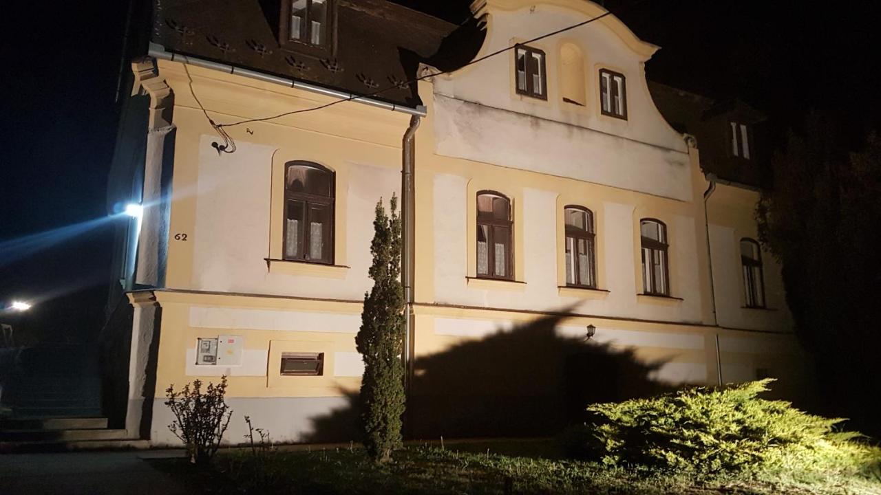 Brezovay Kastély Panzió - Chambres d’hôtes