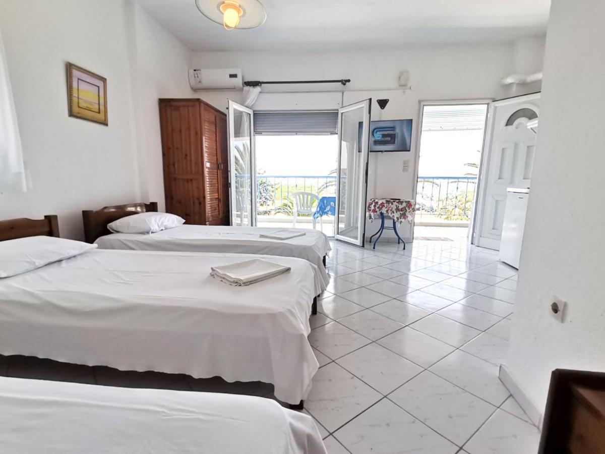 Studio Apartment with Sea View