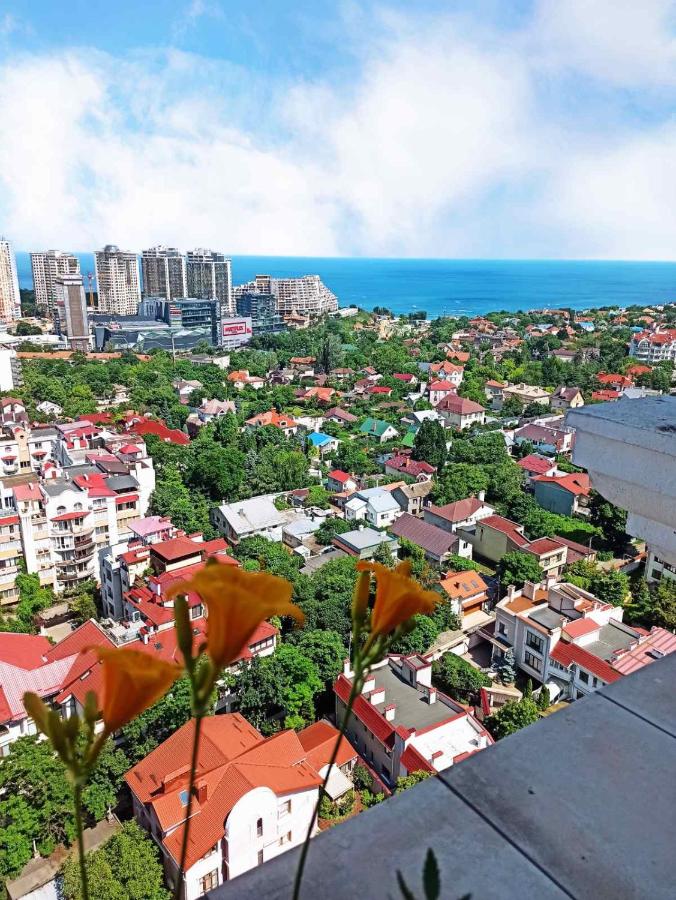 Лимнос 21 этаж вид на море в 15 мин пляж Аркадия - Bed and Breakfast Odessa