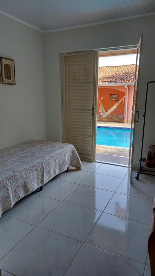 Apartment with Pool View