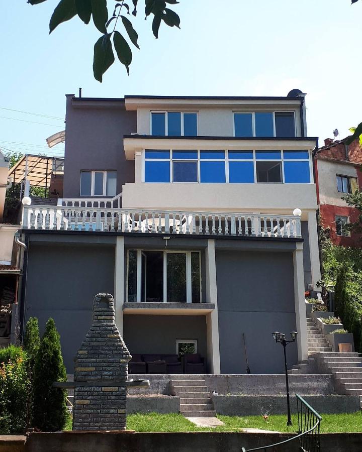 B&B Niš - vila Nikolaj - Bed and Breakfast Niš