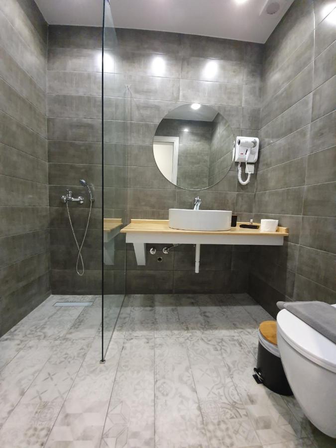 Camera Matrimoniale Budget 