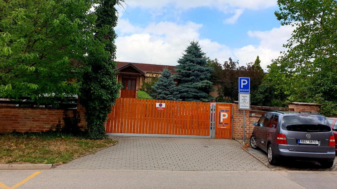 Penzion U Vlků - B&B