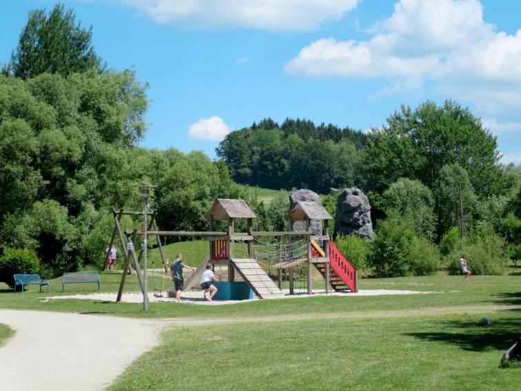 Feriendorf am hohen Bogen Haus 98 EG - Ferienwohnung