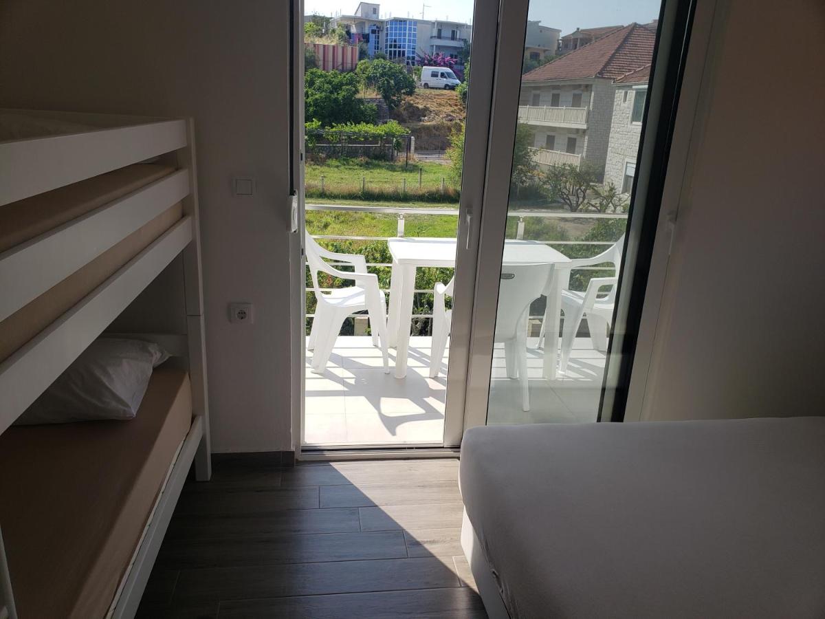Gjoni Apartments - B&B