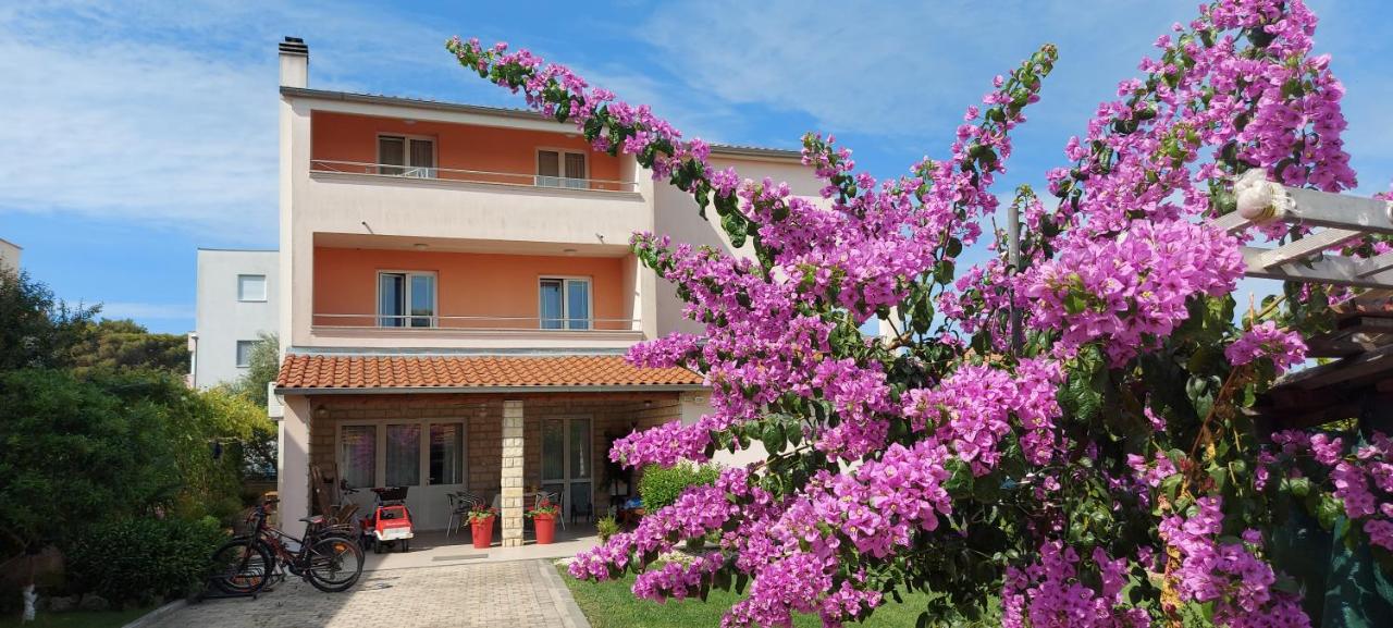 Apartments Tomic - Ferienwohnung Biograd na Moru