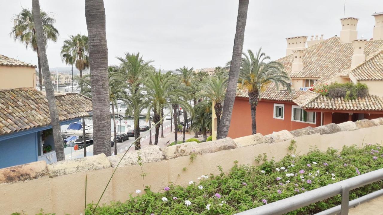 3 bedroom Penthouse in Sotogrande Puerto Deportivo - Chambres d'hôtes Sotogrande