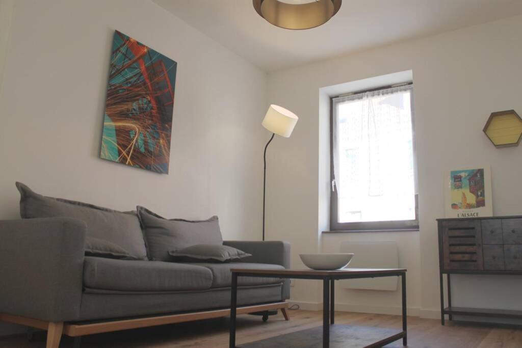 Nod off in Neudorf! Cozy 2 beds near the tram - B&B