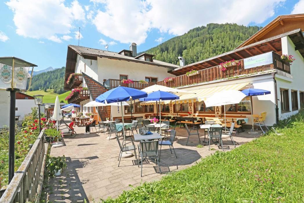 Gasthof Albergo Neuwirt - B&B