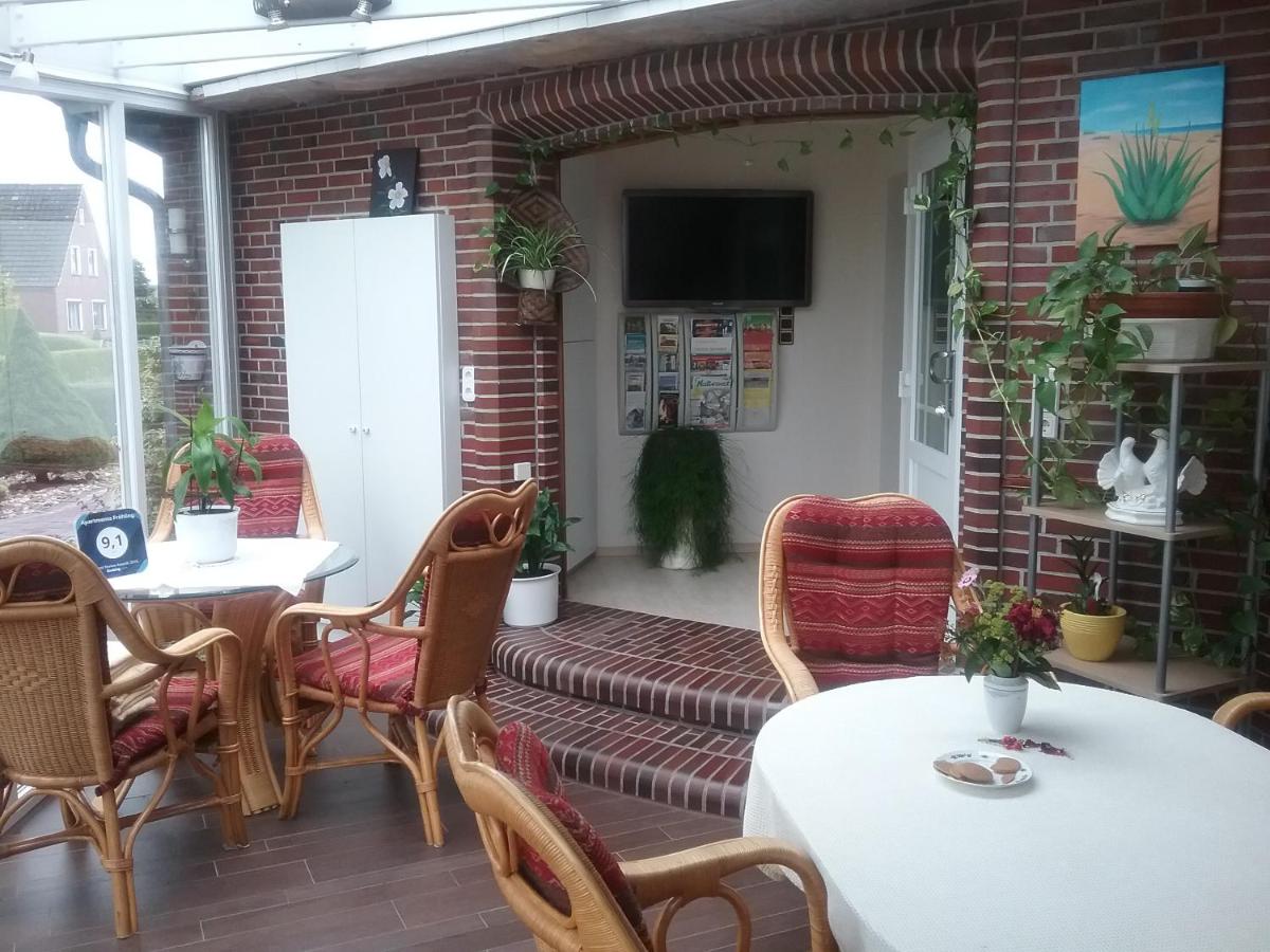 Barreirefreie Wohnung für 2 Personen in Ostfriesland mit 11 KW Ladestation - Chambres d’hôtes