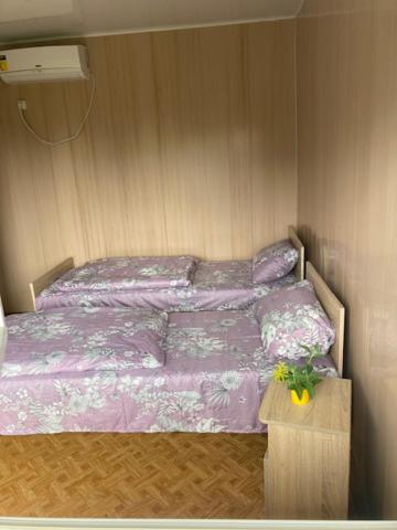 Twin Room with Shower