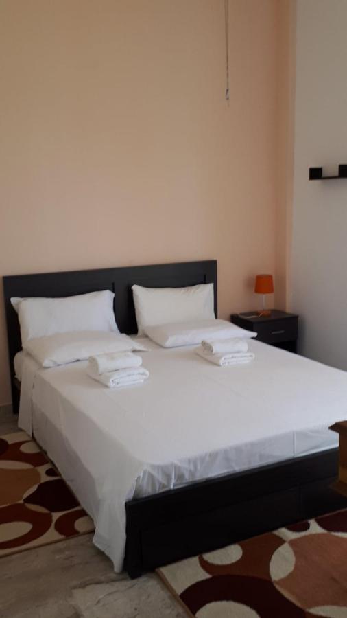 One-Bedroom Standard Apartment
