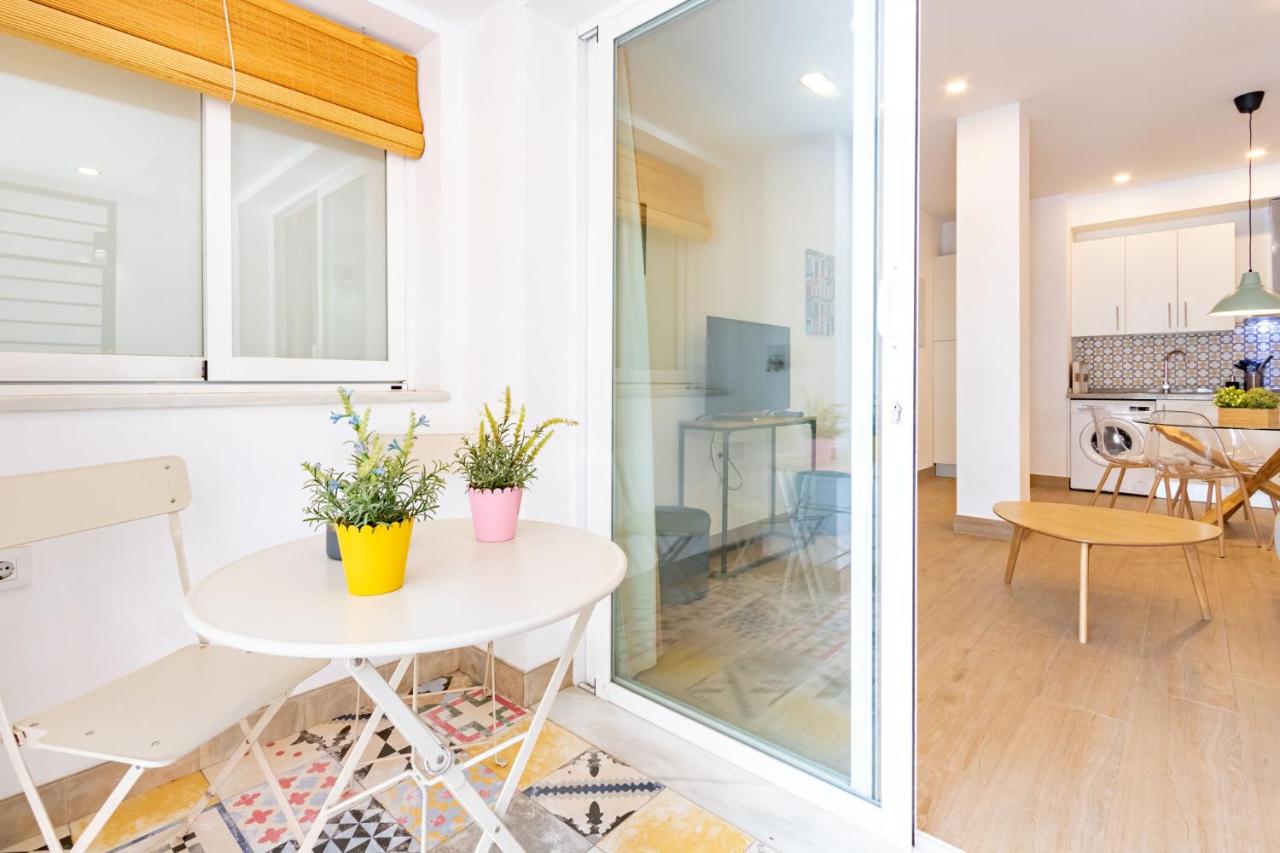 Nine O'Clock Metrosol - B&B Seville