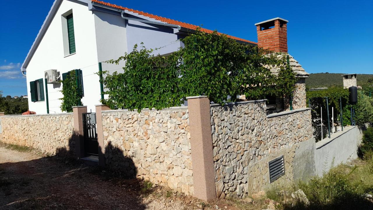 Holiday home Petra - Ferienwohnung Vinišće