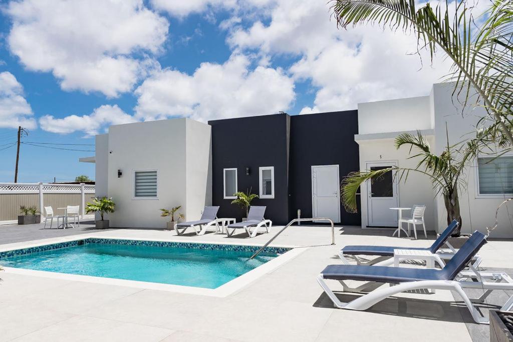 The Palm Leaf Apartments - B&B Noord