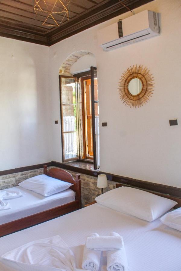 Triple Room with Mountain View