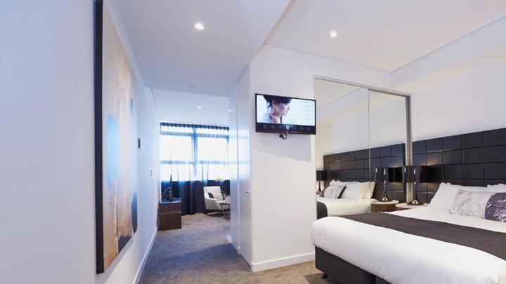 KOZYGURU Chatswood Luxury Studio NCH088-720 - B&B