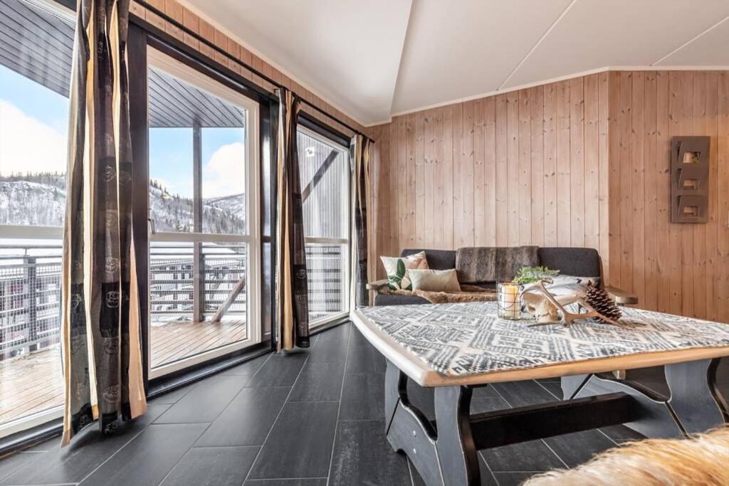 B&B Hemsedal - Hemsedal-leilighet med 3 soverom, 2 bad og badstue - Bed and Breakfast Hemsedal