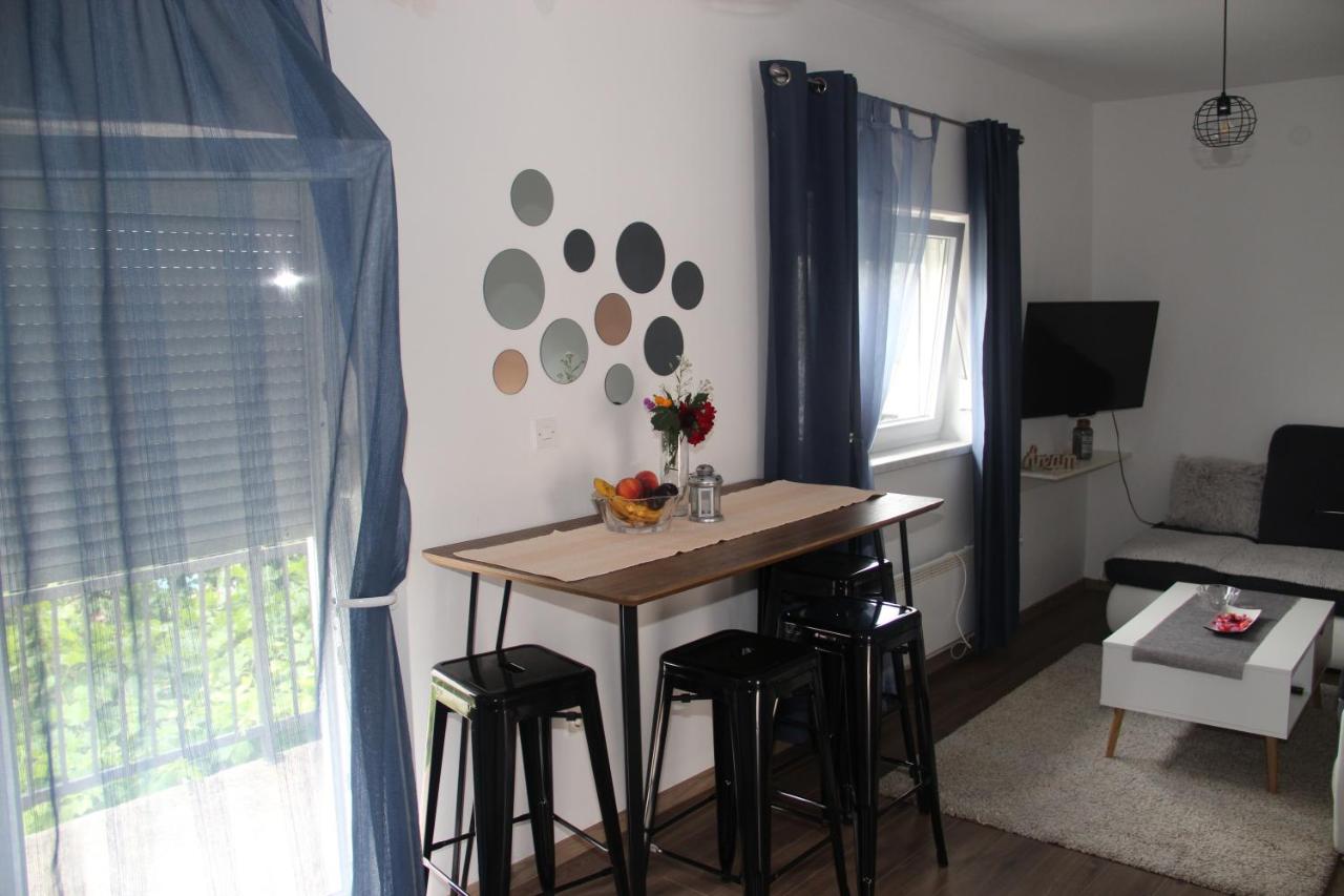 Apartman ANA Livno - biker friendly - B&B Livno