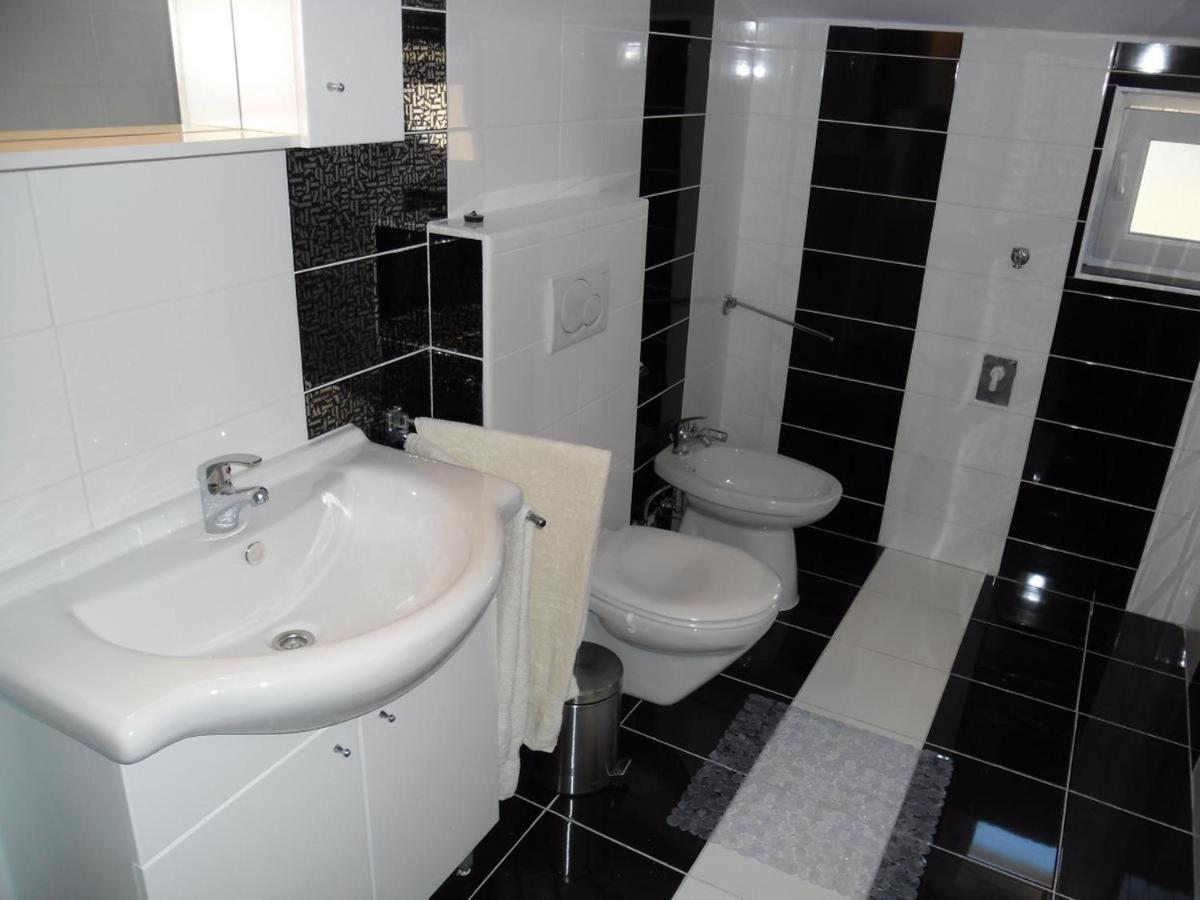 Penthouse met 2 Slaapkamers en Zeezicht