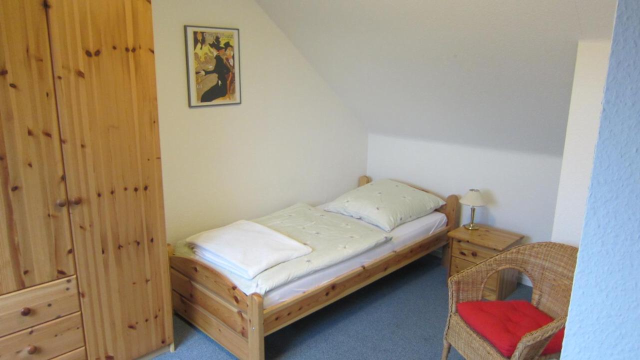 Single Room with Shared Bathroom