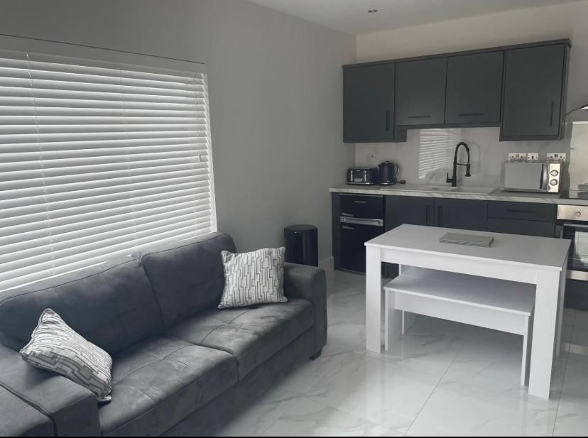 Apt 3, Lisvarna House - B&B