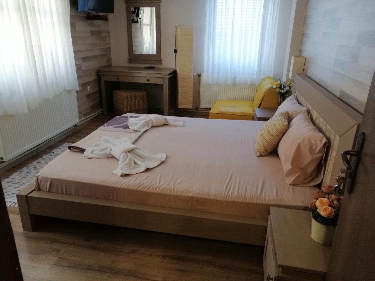 Familienzimmer mit Balkon