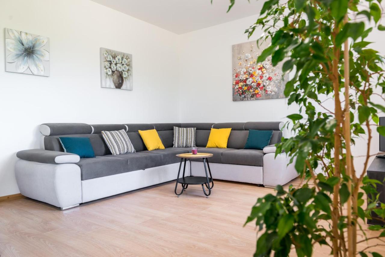 Vacation home Zdravka - Ferienwohnung