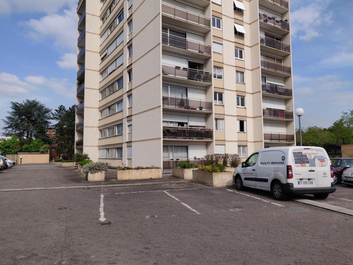 Appart'HomeCity - Rouen Grand Prieuré - Bed and Breakfast