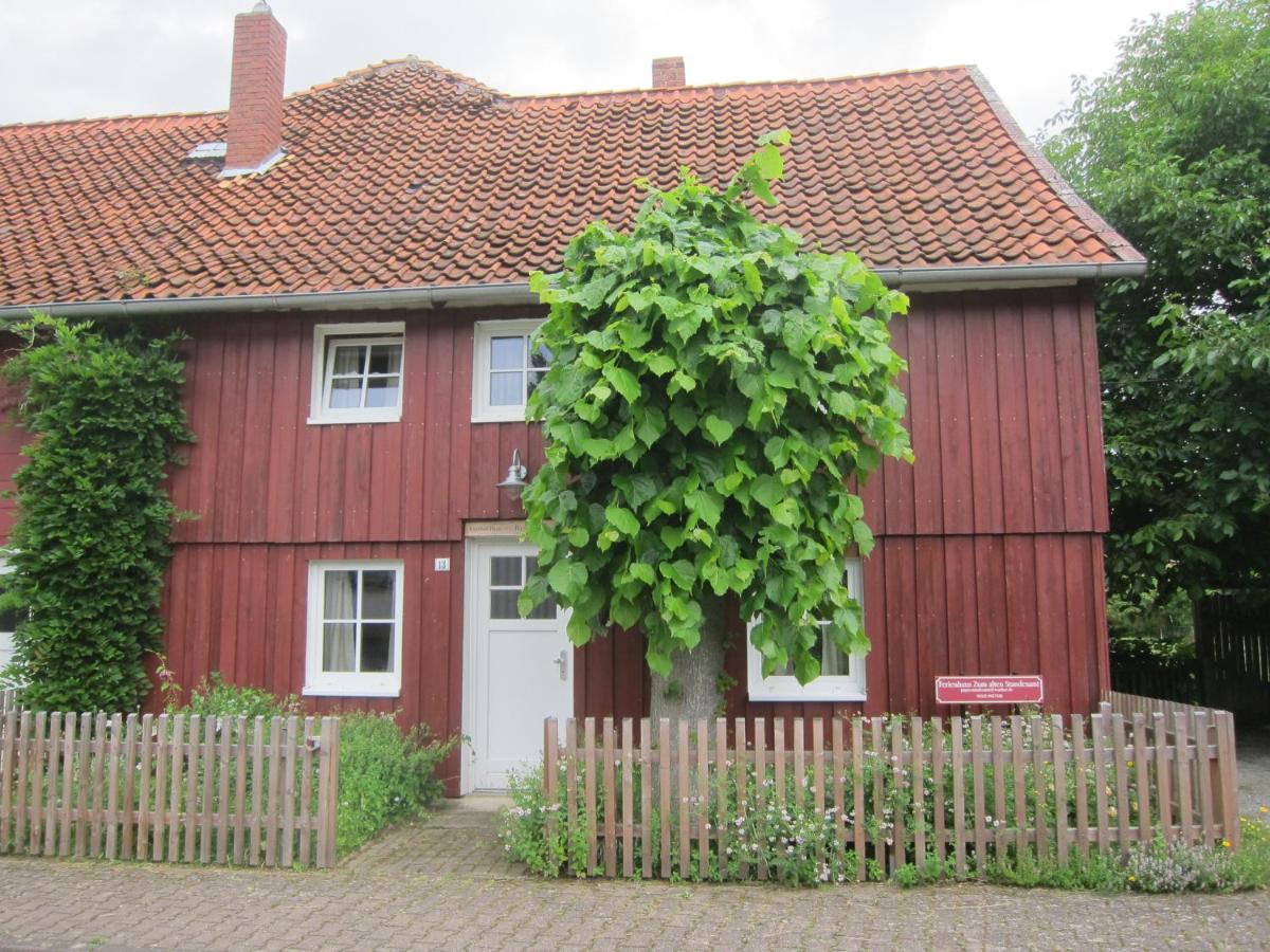 Historisches Ferienhaus Zum alten Standesamt - Chambres d’hôtes Weenzen
