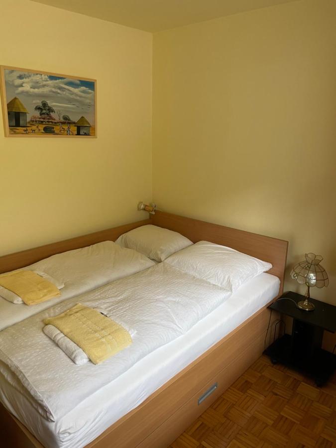 Apartamento con balcón