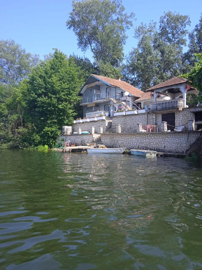 Vila Obala Srebrno Jezero - Chambres d’hôtes
