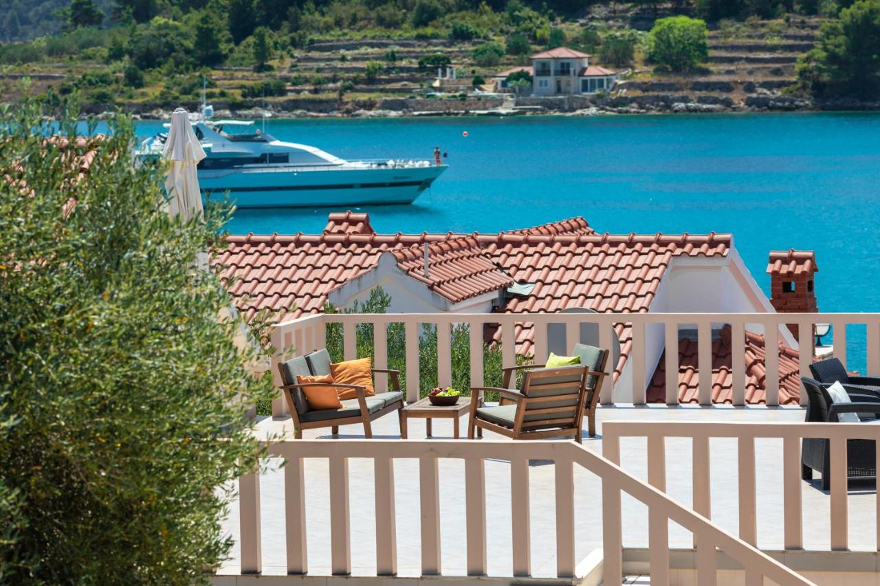 B&B Vela Luka - kuća za odmor Tino - Bed and Breakfast Vela Luka