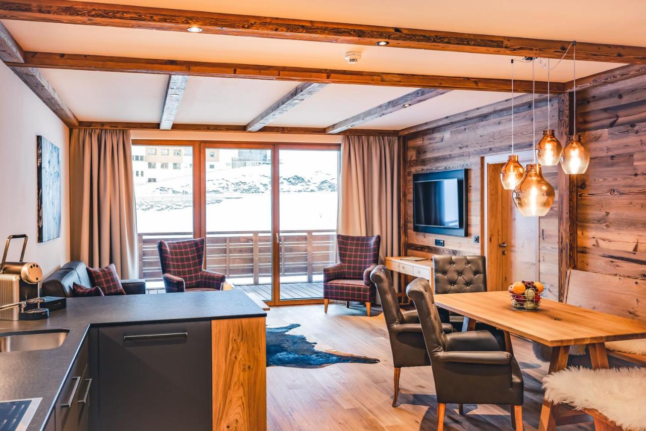 Superior Apartment