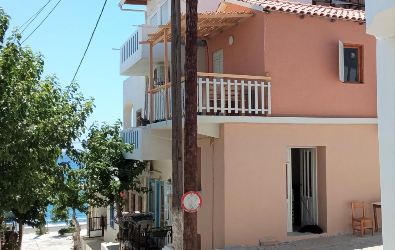 B&B Mirtos - Kallithea Beach Apartments - Bed and Breakfast Mirtos