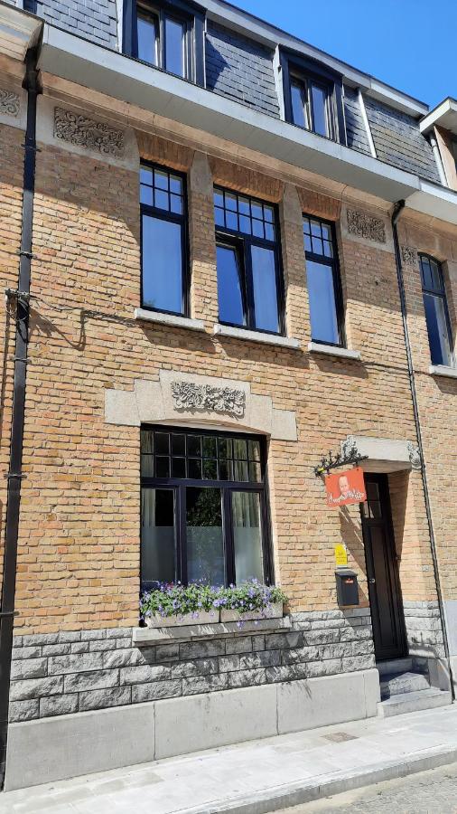 B&B Ieper - Sweet Alice Holiday Home - Bed and Breakfast Ieper