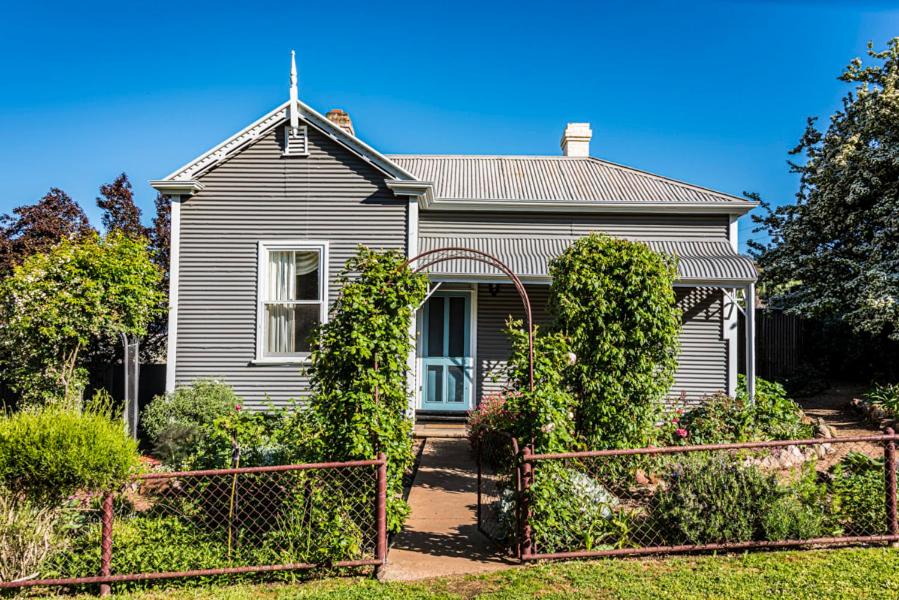 Gardeners Cottage 3 Bedroom