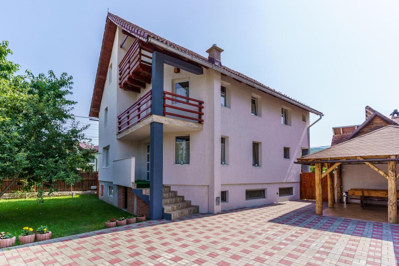 B&B Râşnov - Casa Primaverii - Bed and Breakfast Râşnov