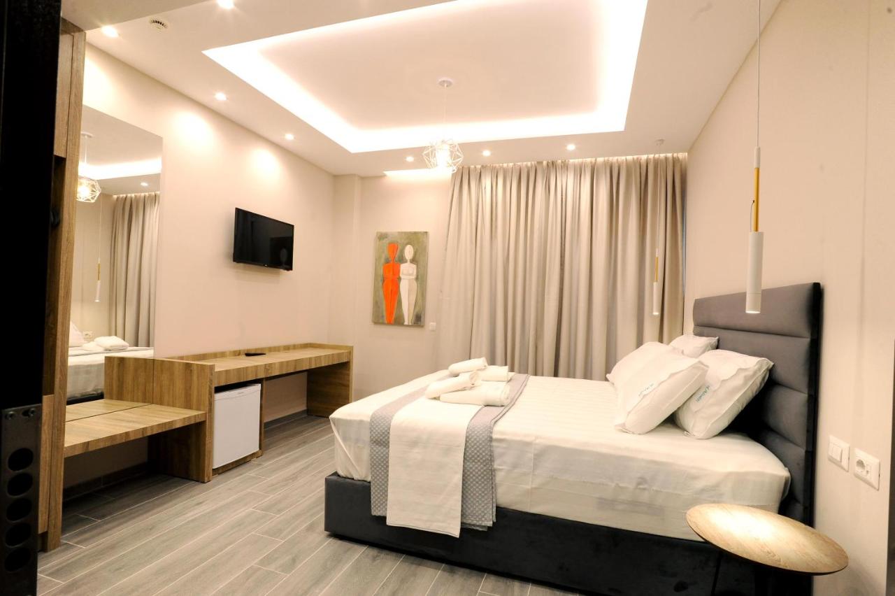 Deluxe Double Room with Balcony and Sea View