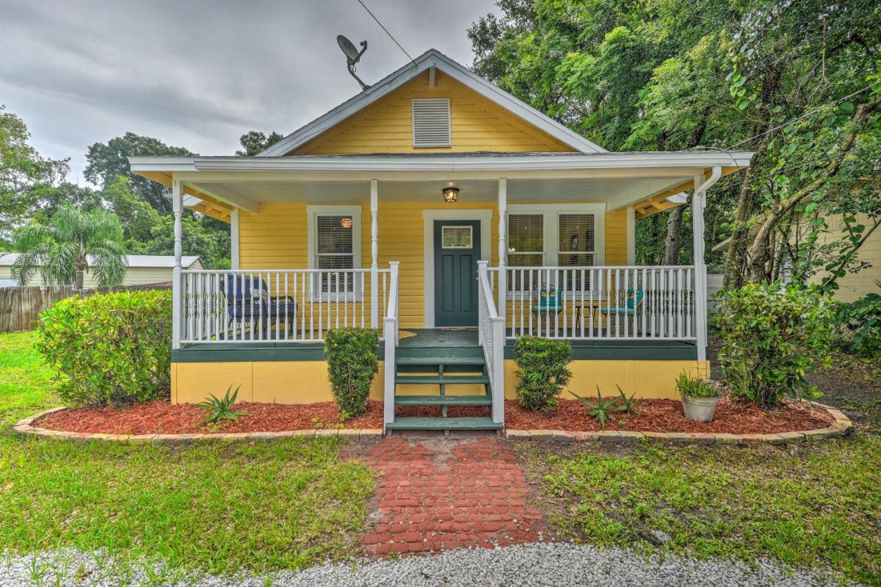 B&B De Land - Family Home Walk to Downtown and Stetson Univ! - Bed and Breakfast De Land