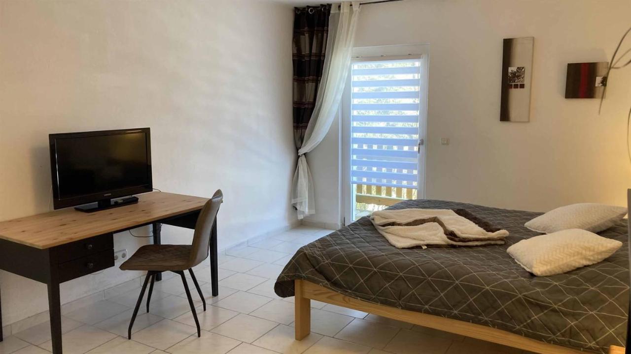 Doppelzimmer mit Balkon