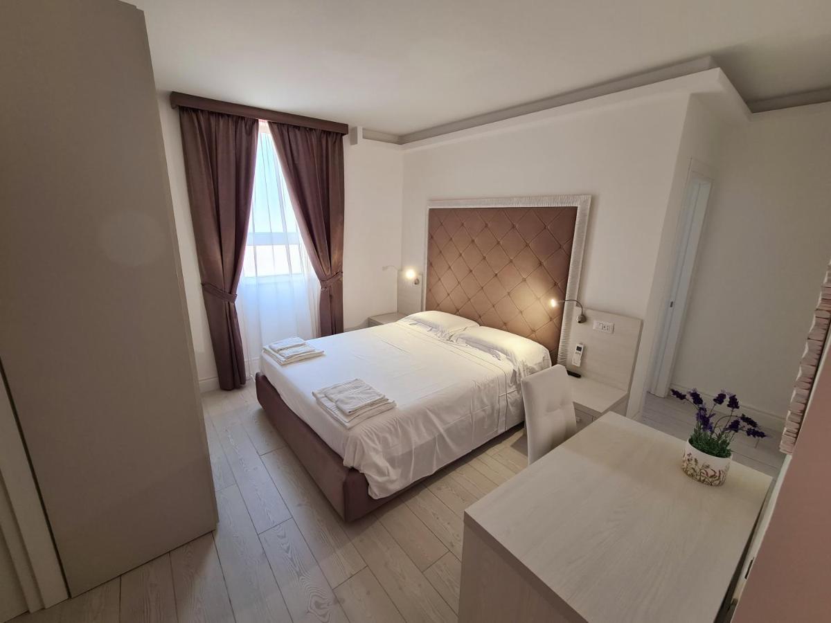 B&B La Maddalena - L'Isola nel Parco Boutique Rooms & Apartments - Bed and Breakfast La Maddalena