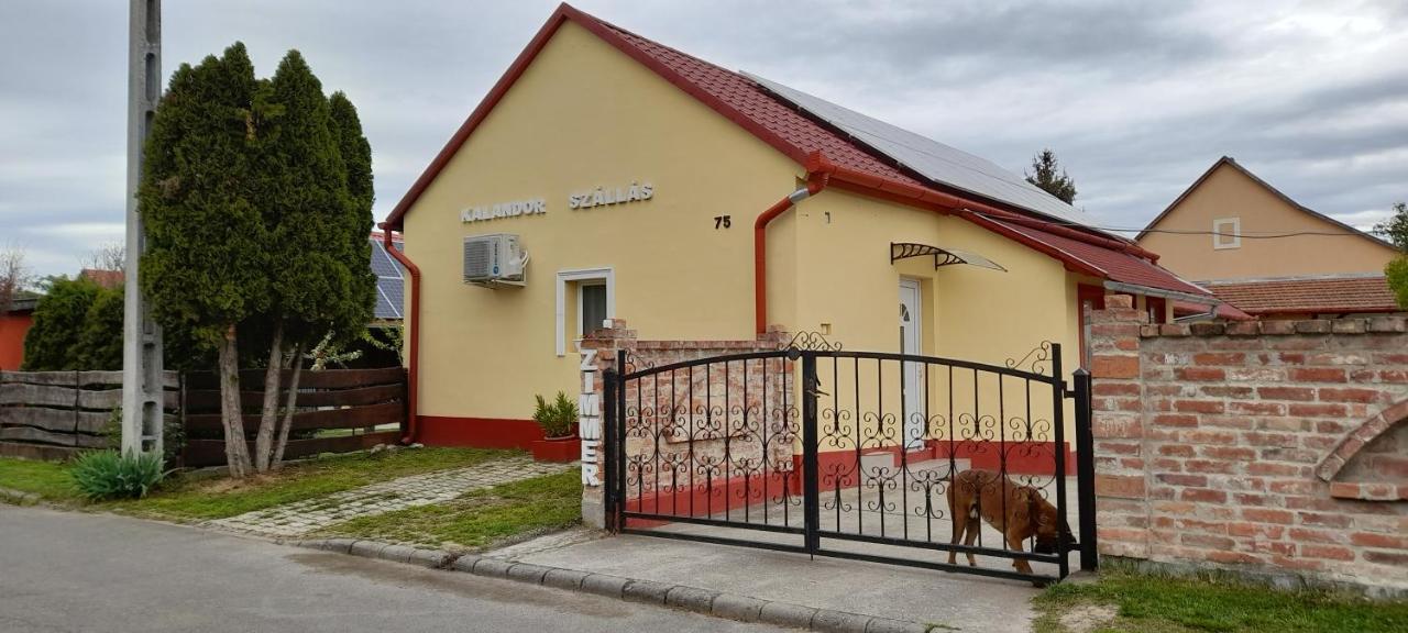 Kalandor szállás - Bed and Breakfast Kozármisleny