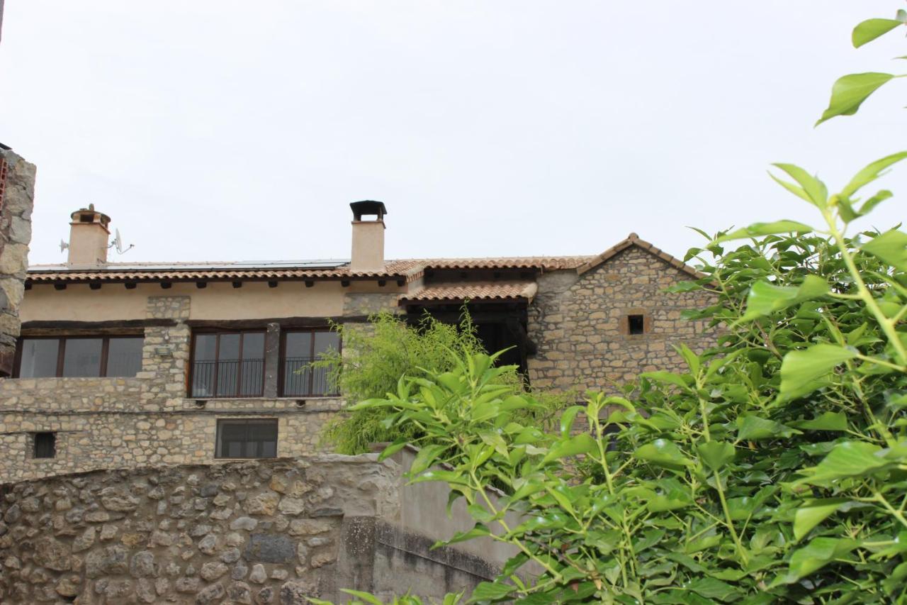 Apartamentos Samitier Casa Cambra - Bed and Breakfast