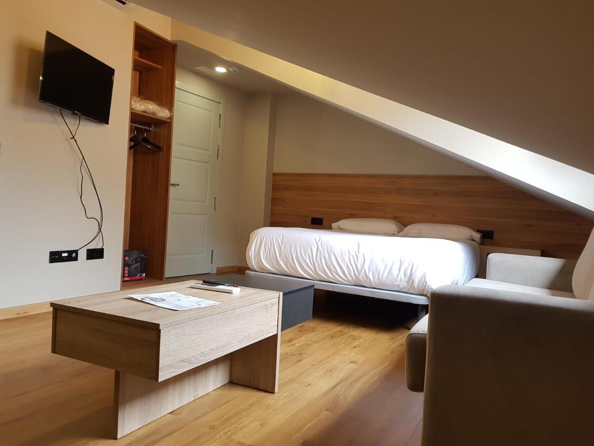 Camera Superior Matrimoniale/Doppia con Letti Singoli 