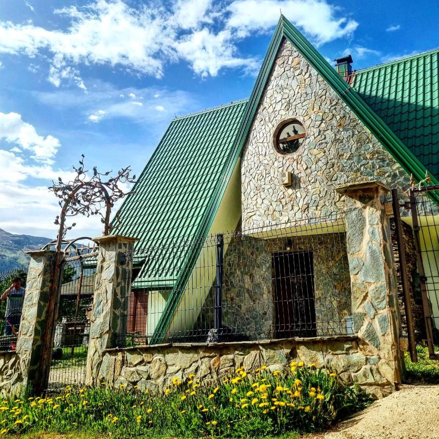 B&B Tomislavgrad - Vikendica Blidinje Čarobna kuća - Bed and Breakfast Tomislavgrad