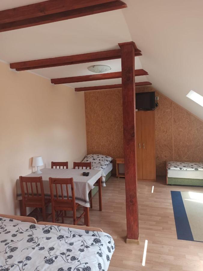 Quadruple Room with Private Bathroom