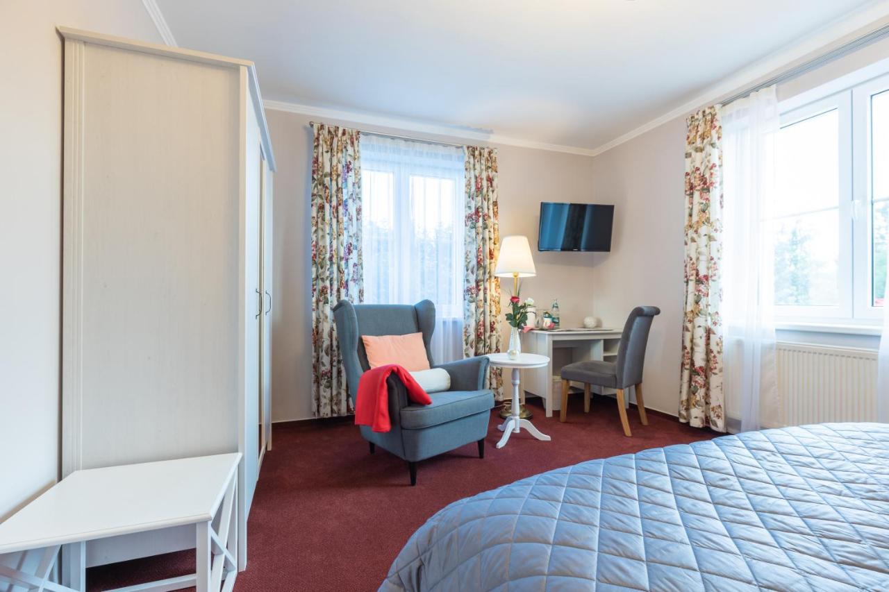 Deluxe Double Room with Shower