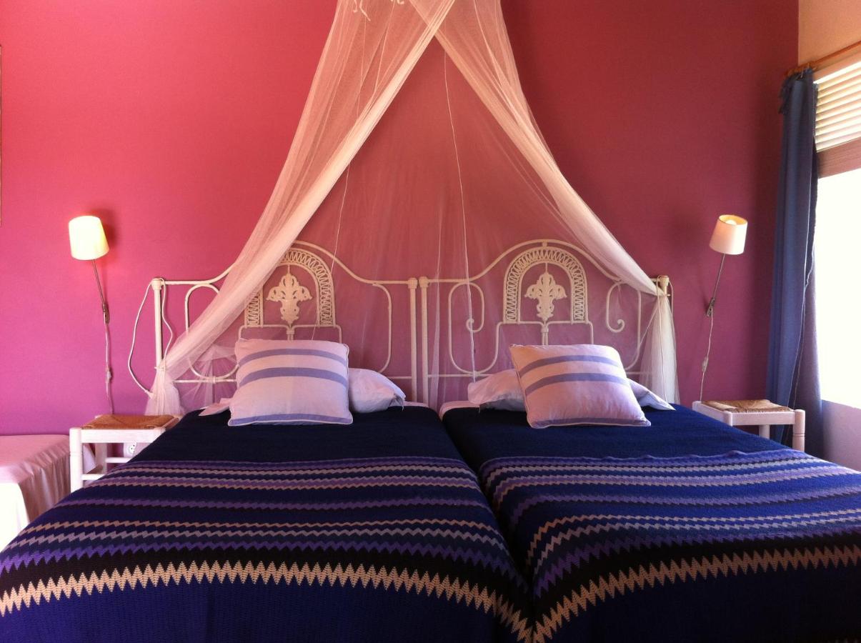 Family Room with Garden View